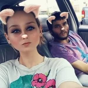 Meet your Posher, Carl